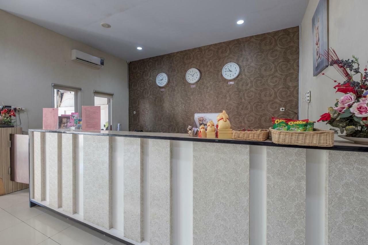 Hotel Astra Novilia Makassar Ngoại thất bức ảnh