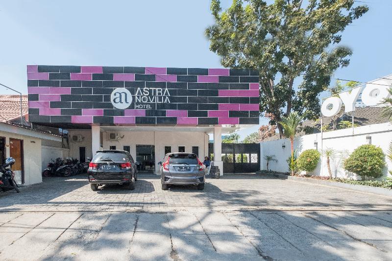 Hotel Astra Novilia Makassar Ngoại thất bức ảnh